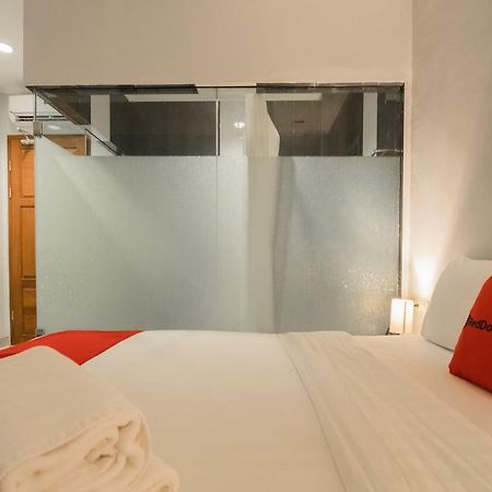 Reddoorz Plus Near Soekarno Hatta Airport 2 Tangerang Luaran gambar