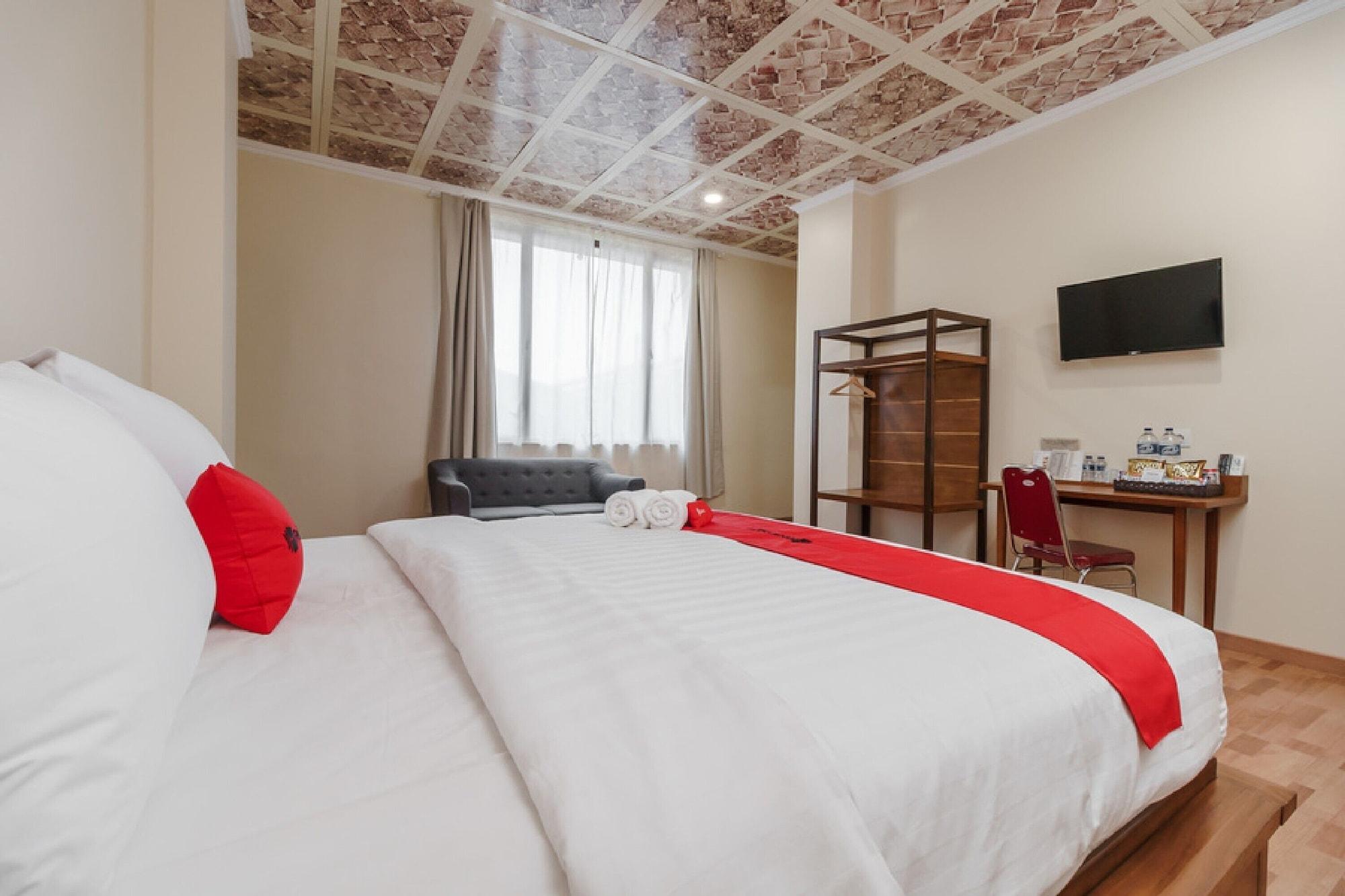 Reddoorz Plus Near Soekarno Hatta Airport 2 Tangerang Luaran gambar