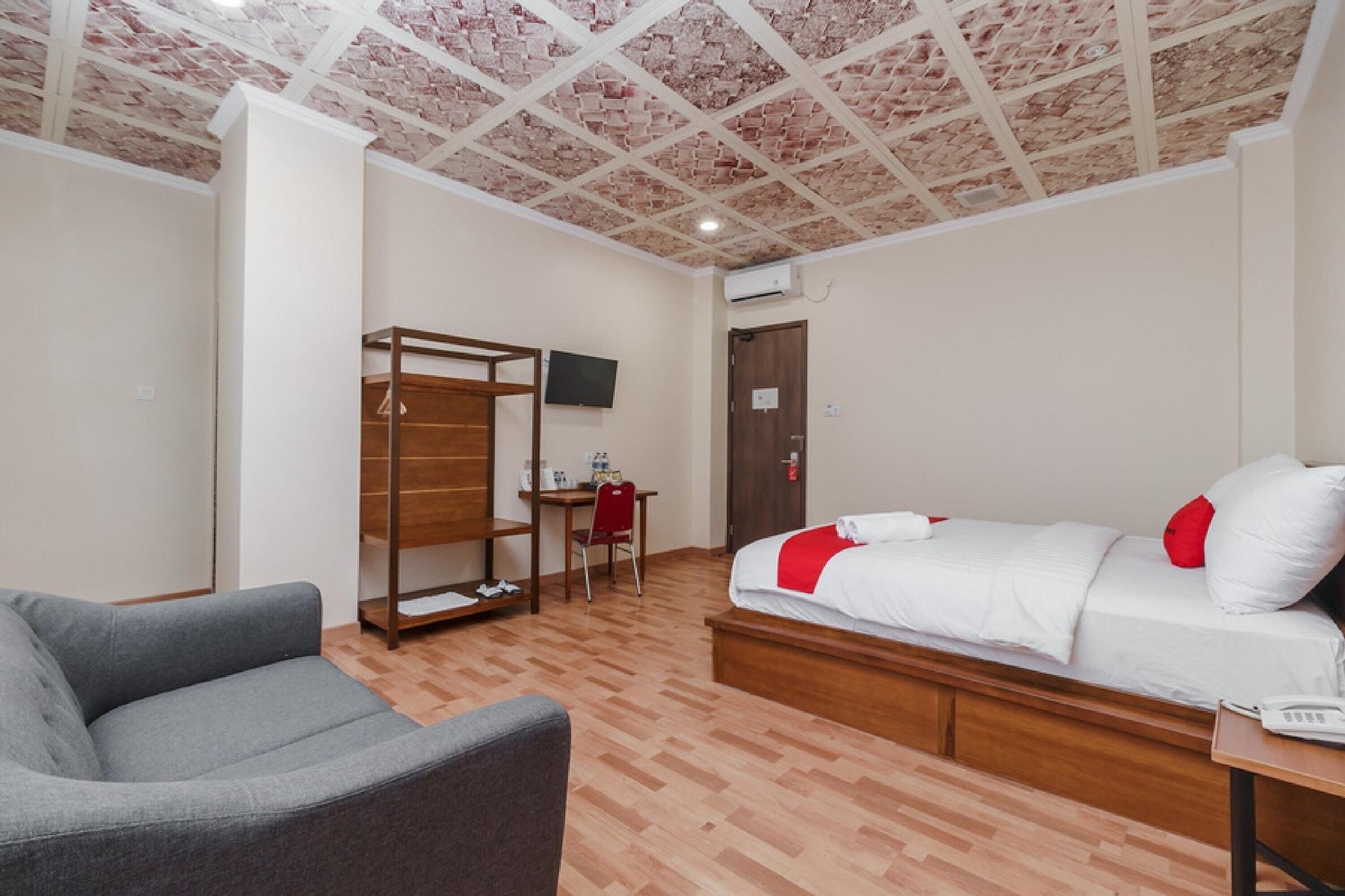 Reddoorz Plus Near Soekarno Hatta Airport 2 Tangerang Luaran gambar