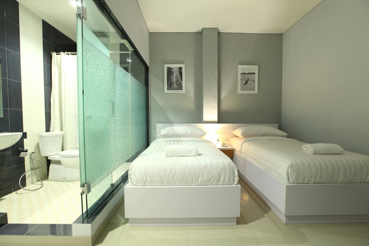 Reddoorz Plus Near Soekarno Hatta Airport 2 Tangerang Luaran gambar