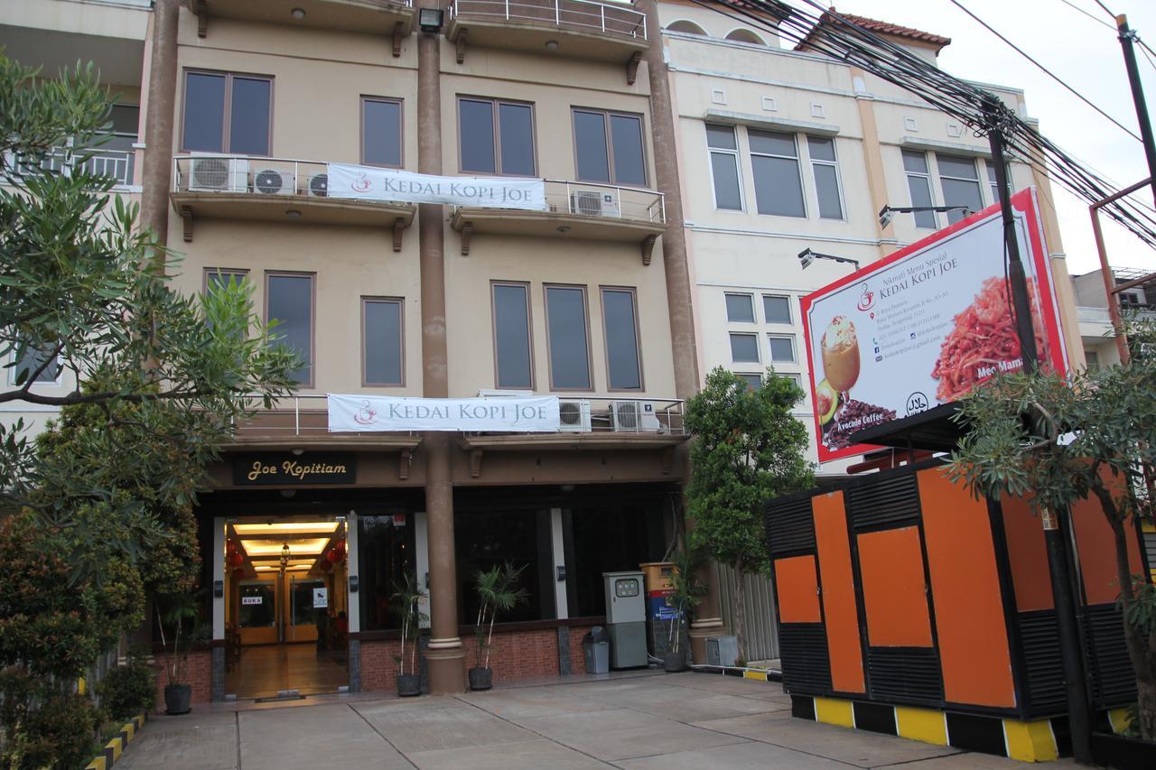 Reddoorz Plus Near Soekarno Hatta Airport 2 Tangerang Luaran gambar
