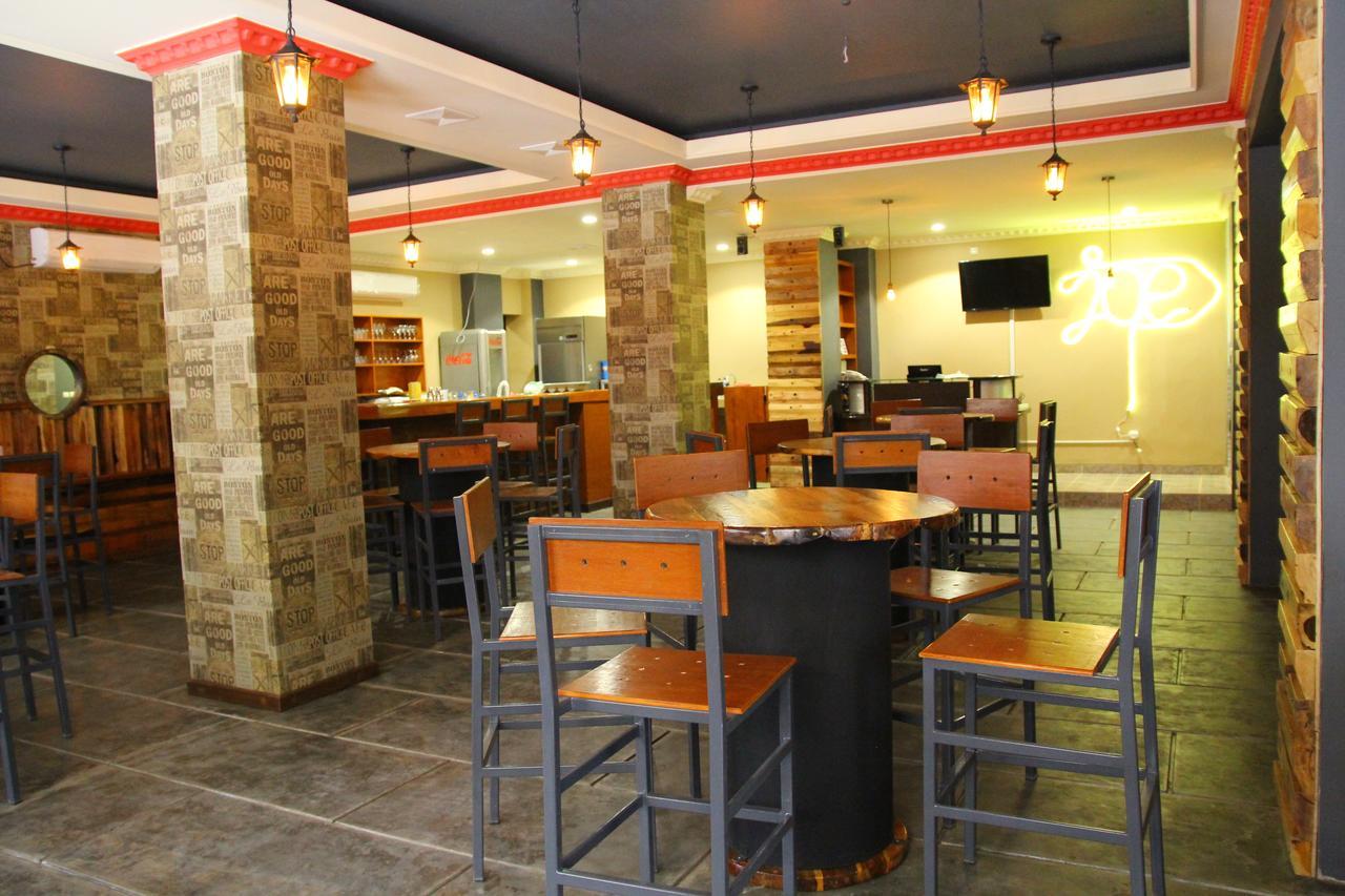 Reddoorz Plus Near Soekarno Hatta Airport 2 Tangerang Luaran gambar