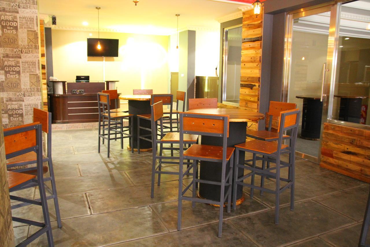 Reddoorz Plus Near Soekarno Hatta Airport 2 Tangerang Luaran gambar